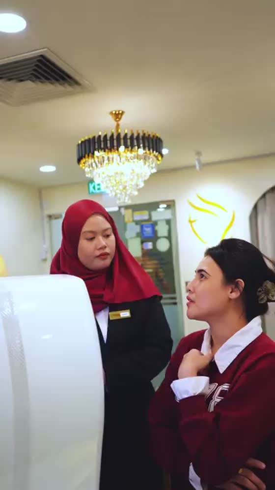 Raja Afiq & Sofi Wani di Prestige Medispa